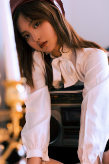 美女114